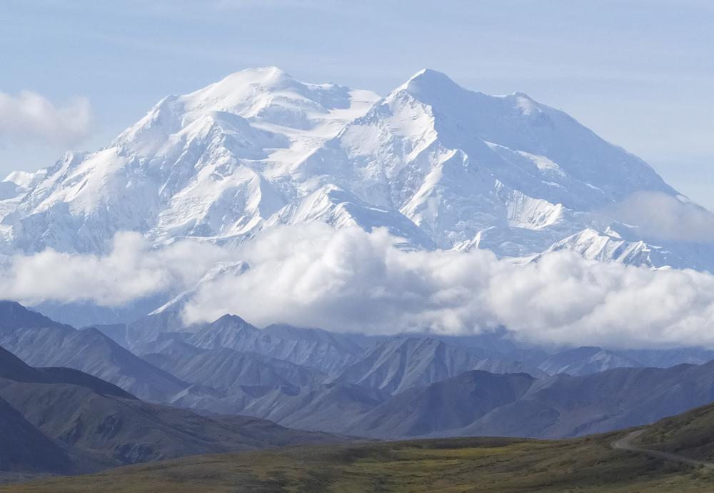 کوهنورد پس از سقوط در تلاش انفرادی برای بلندترین قله آمریکای شمالی جان خود را از دست داد